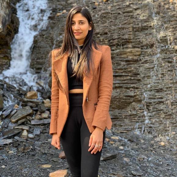 Meet the Posher Other - Meet your Posher, Jyoti